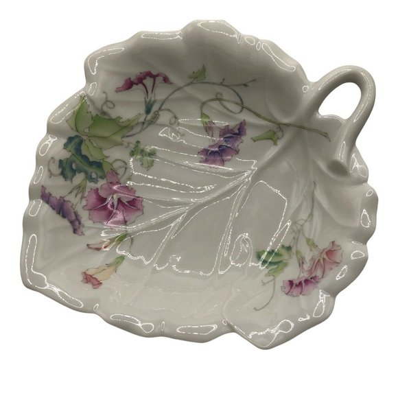 TOYO Porcelain Serving Dish Morning Glory leaf shaped pink purple flowers Japan - Picture 2 of 5